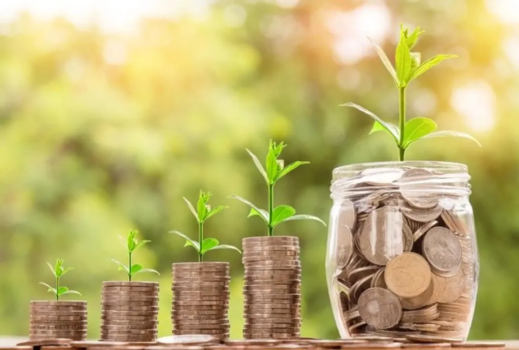 5 Different Ways to Make Money Online and Earn a Solid Income